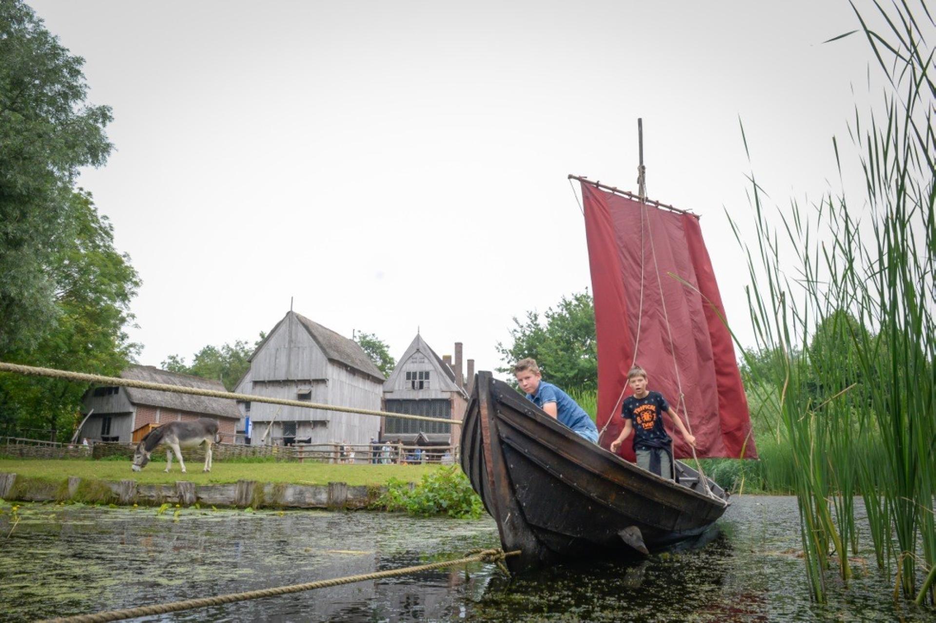 Vikingen vieren zomer in Archeon 